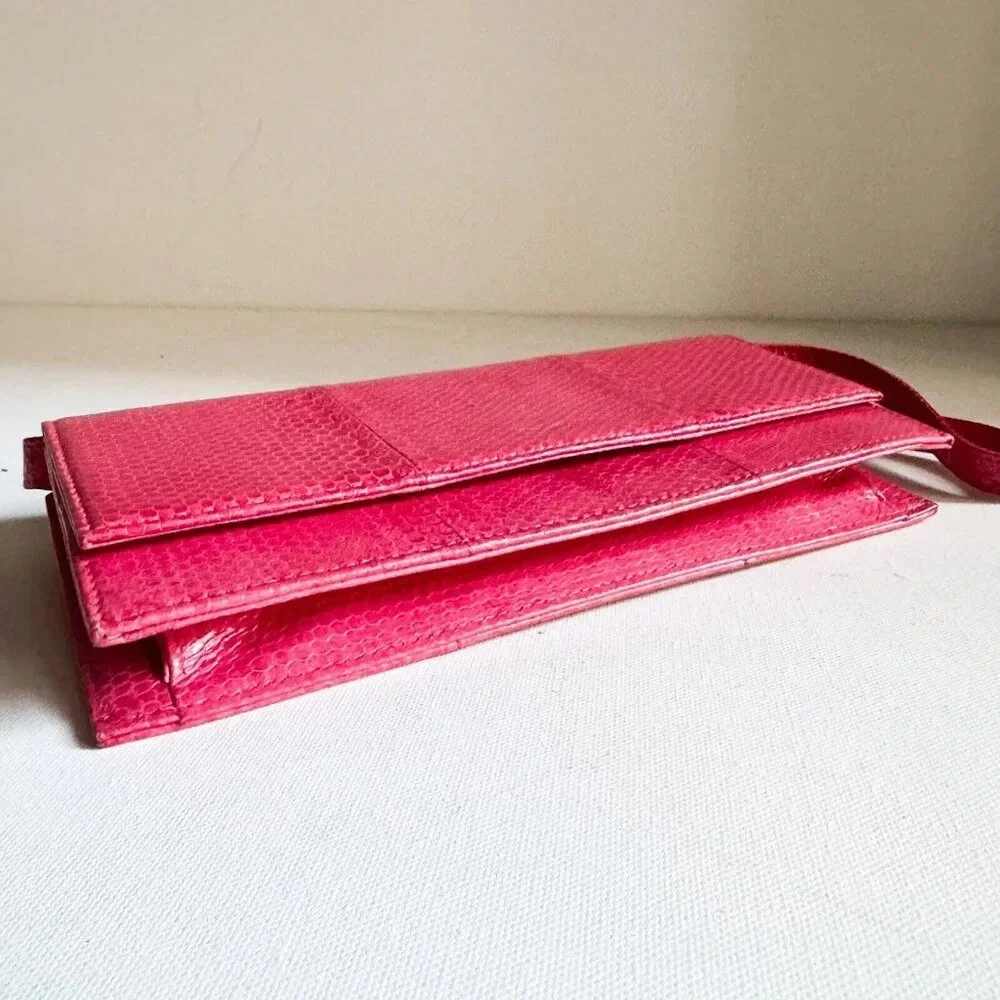 Vintage Barbie Pink Texyured Leather Convertible Shoulder Clucth